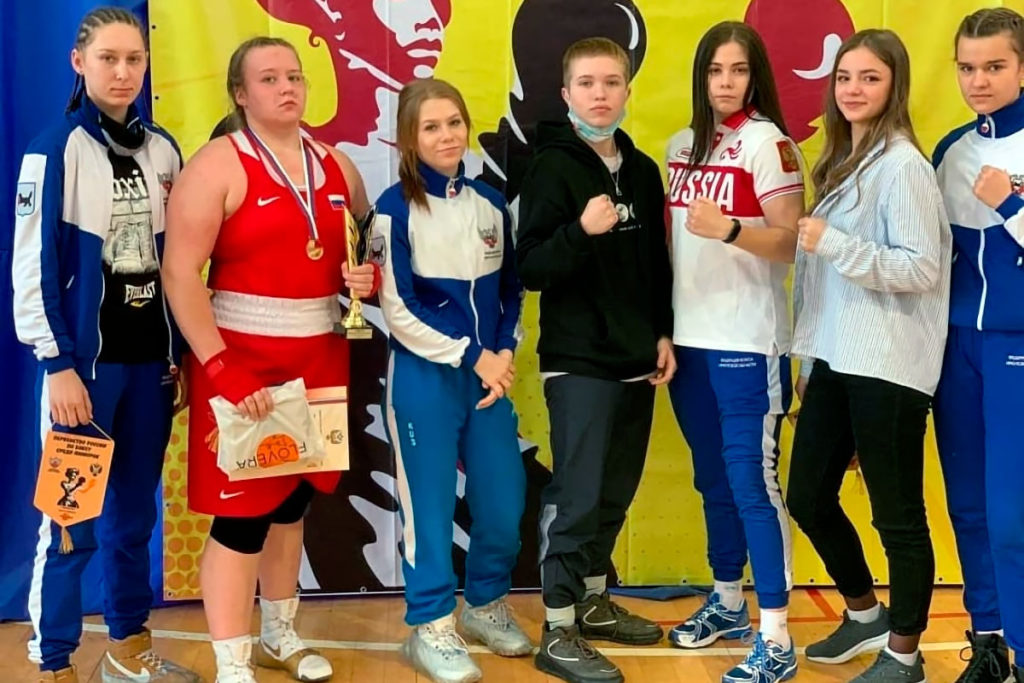 Пять медалей завоевали спортсменки Приангарья на первенстве России по боксу среди юниорок