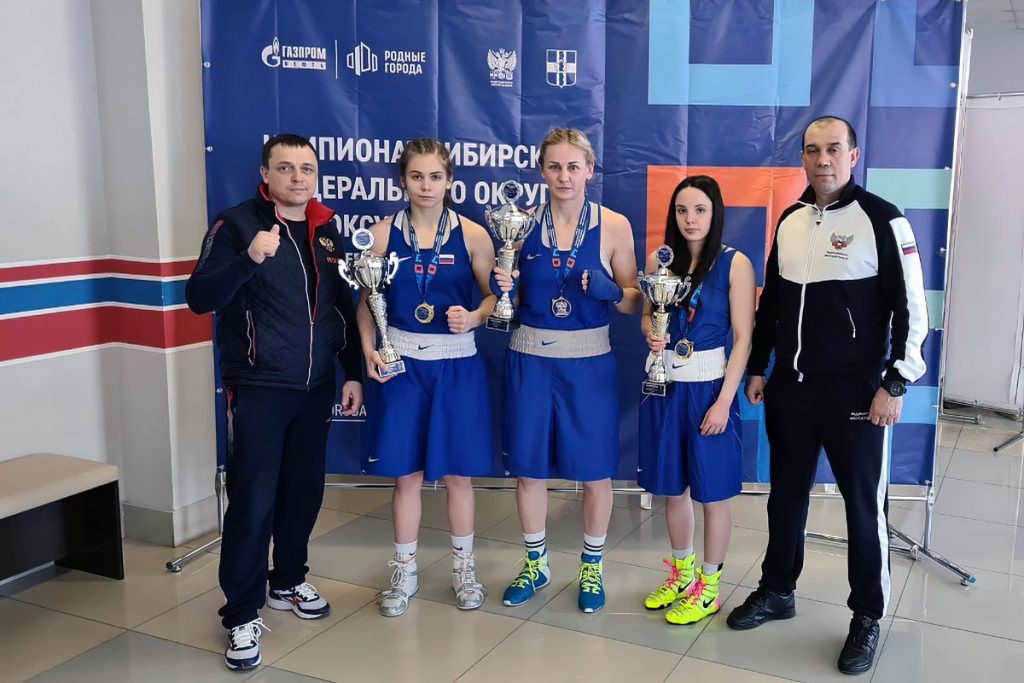 Боксёры Приангарья завоевали девять медалей на чемпионате Сибири в Омске