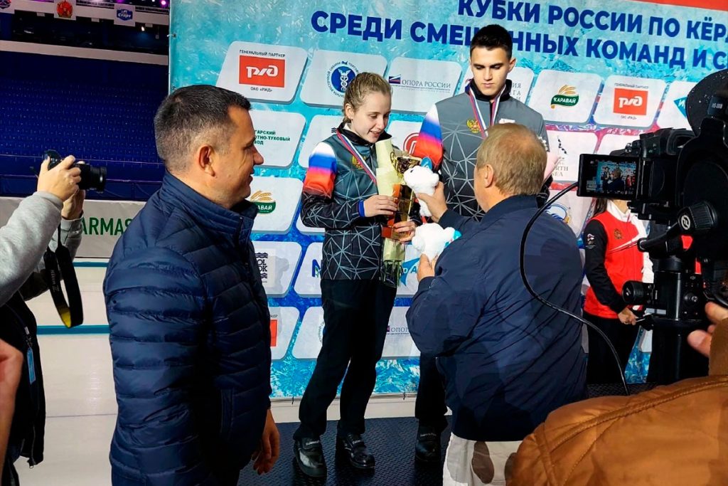 Кёрлингисты Приангарья выиграли серебро Кубка России