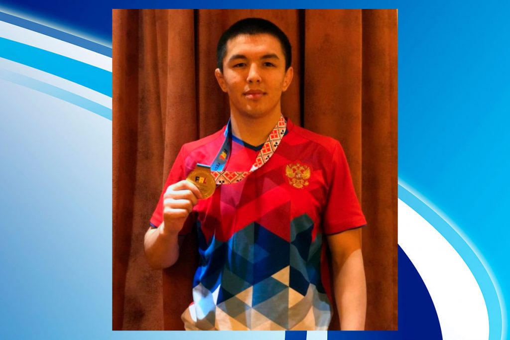 Фёдор Балтуев завоевал золотую медаль на международном турнире по вольной борьбе в Румынии