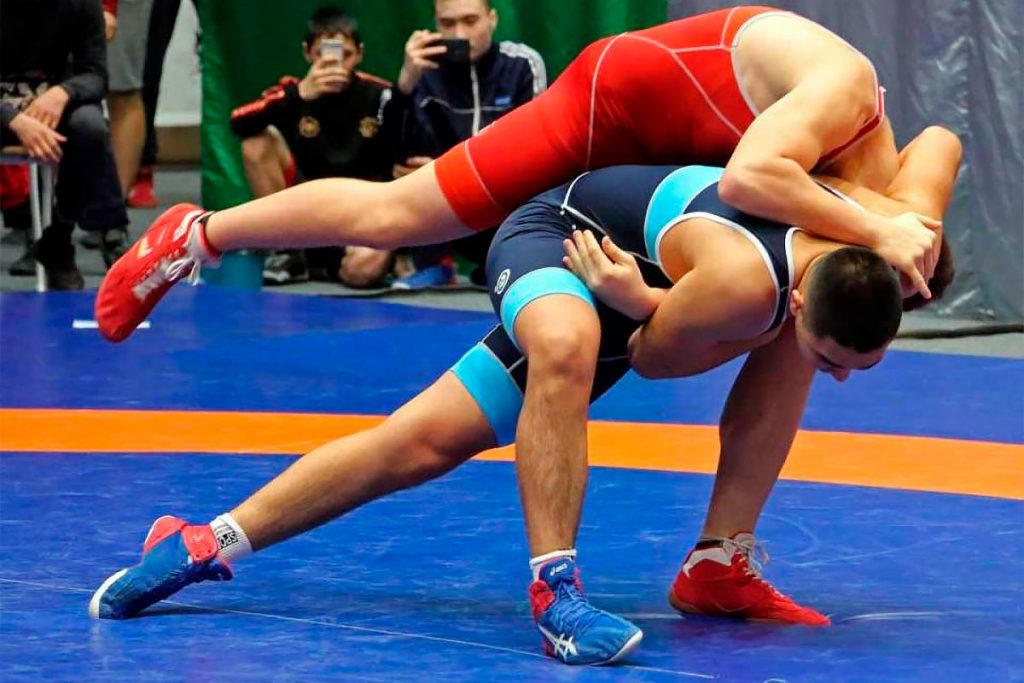 Девять медалей завоевали спортсмены Приангарья на всероссийских соревнованиях по греко-римской борьбе