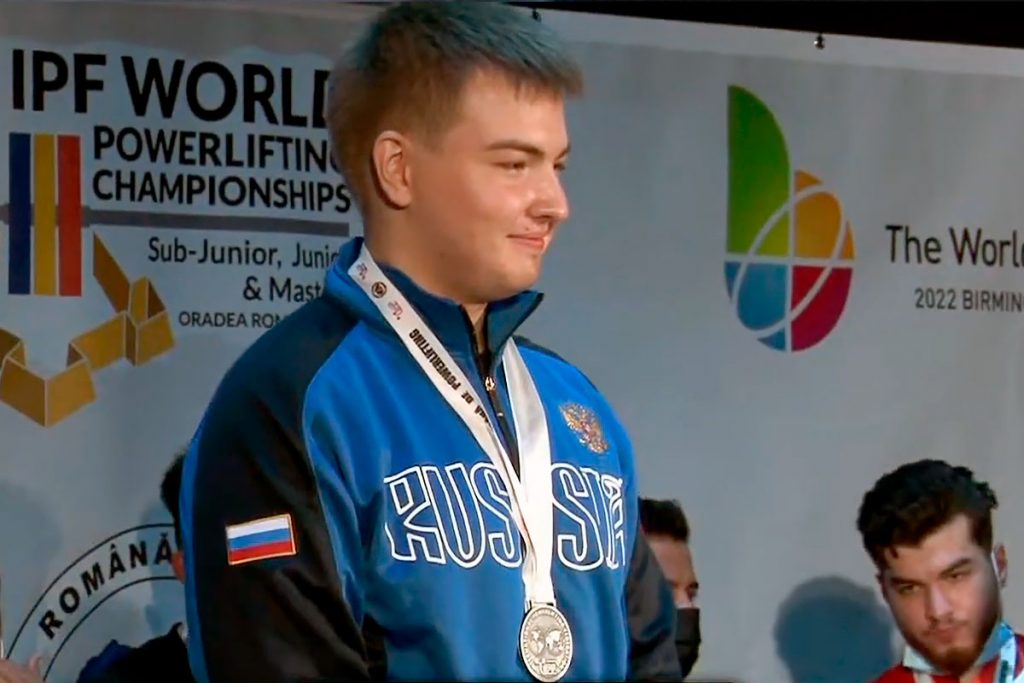 Григорий Дударев выиграл две медали на первенстве мира по пауэрлифтингу