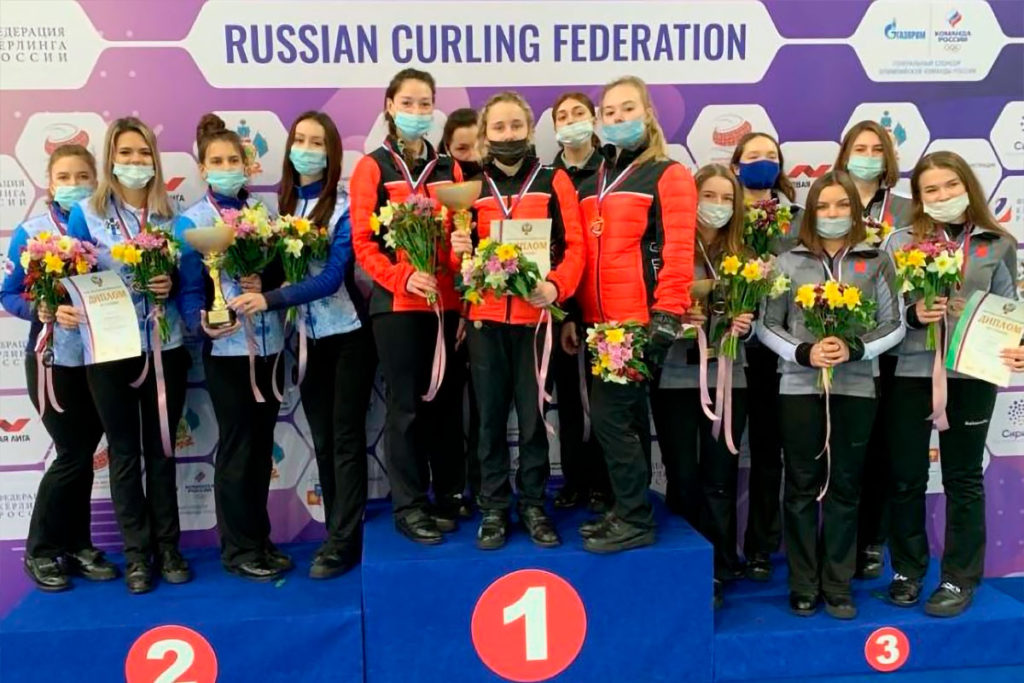 Команда Иркутской области победила на первенстве России по кёрлингу среди юниорок