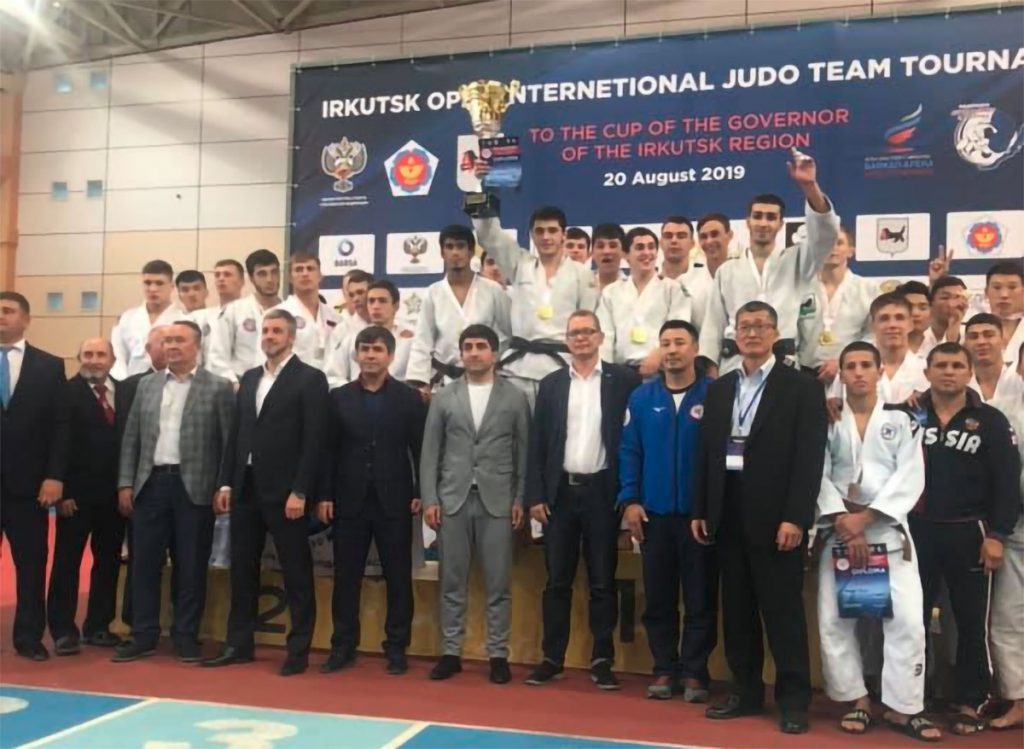 Команда «Мори» завоевала Кубок губернатора на областном командном турнире по дзюдо
