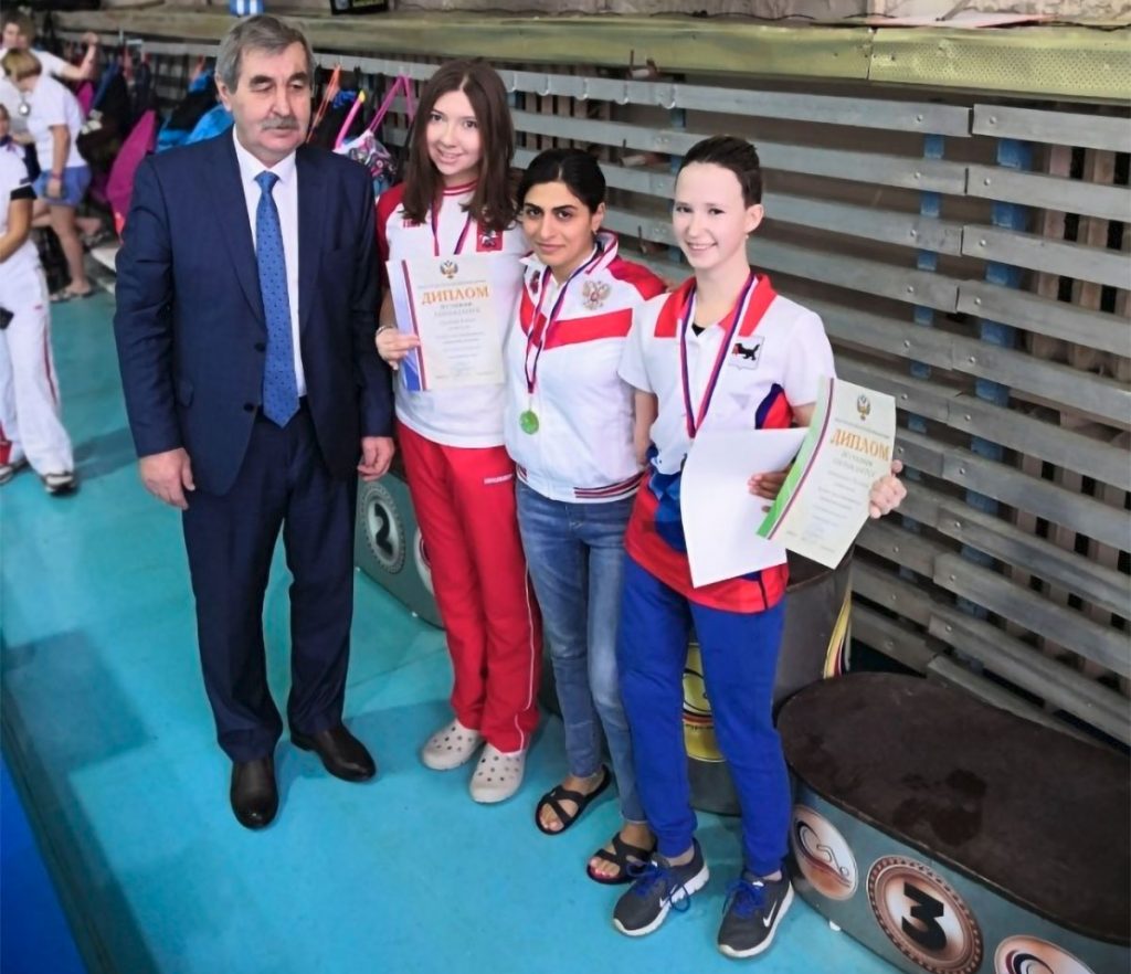 Полина Антипина завоевала семь медалей на Кубке России по плаванию