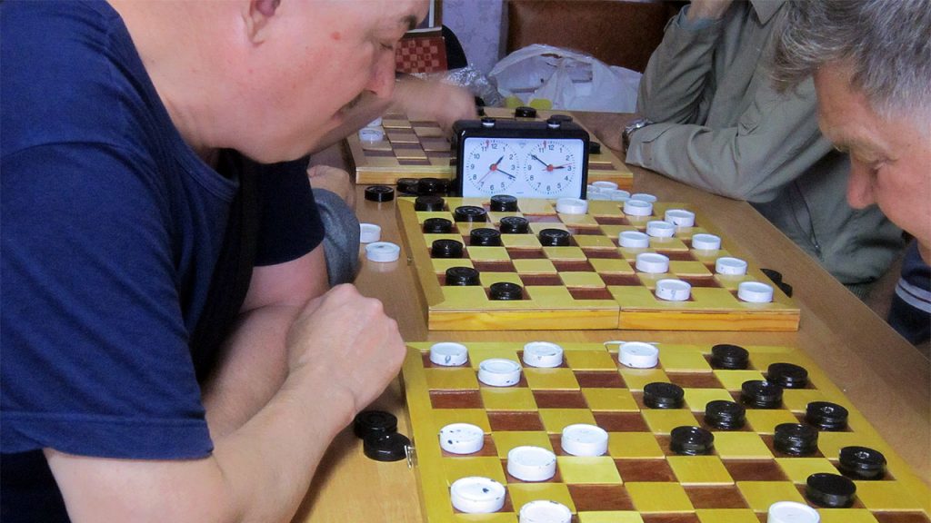 В Иркутске прошли городские соревнования по спорту слепых среди мужчин и женщин