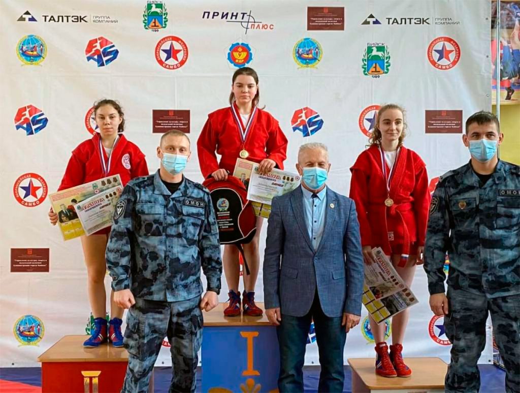 Самбисты Иркутской области стали призёрами всероссийских соревнований в Бийске
