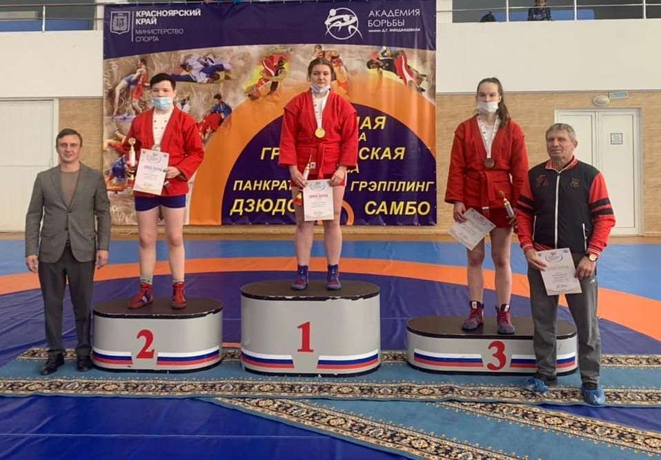 Пять медалей выиграли самбисты Приангарья на втором этапе V Спартакиады молодёжи России