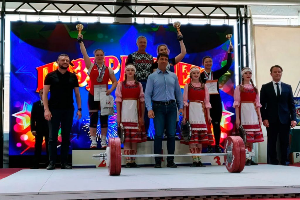 Анастасия Ломакина завоевала бронзовую медаль на первенстве России по тяжёлой атлетике