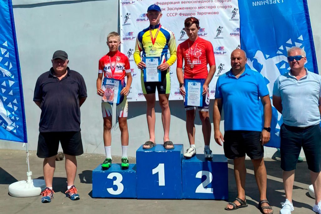 Золотую и бронзовую медали завоевали велогонщики Приангарья на всероссийских соревнованиях по велоспорту-шоссе