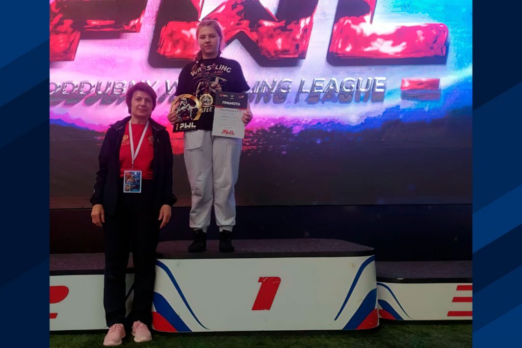 Золотую и серебряную медали выиграли спортсменки Ангарска на турнире Поддубного PWL-school по женской борьбе
